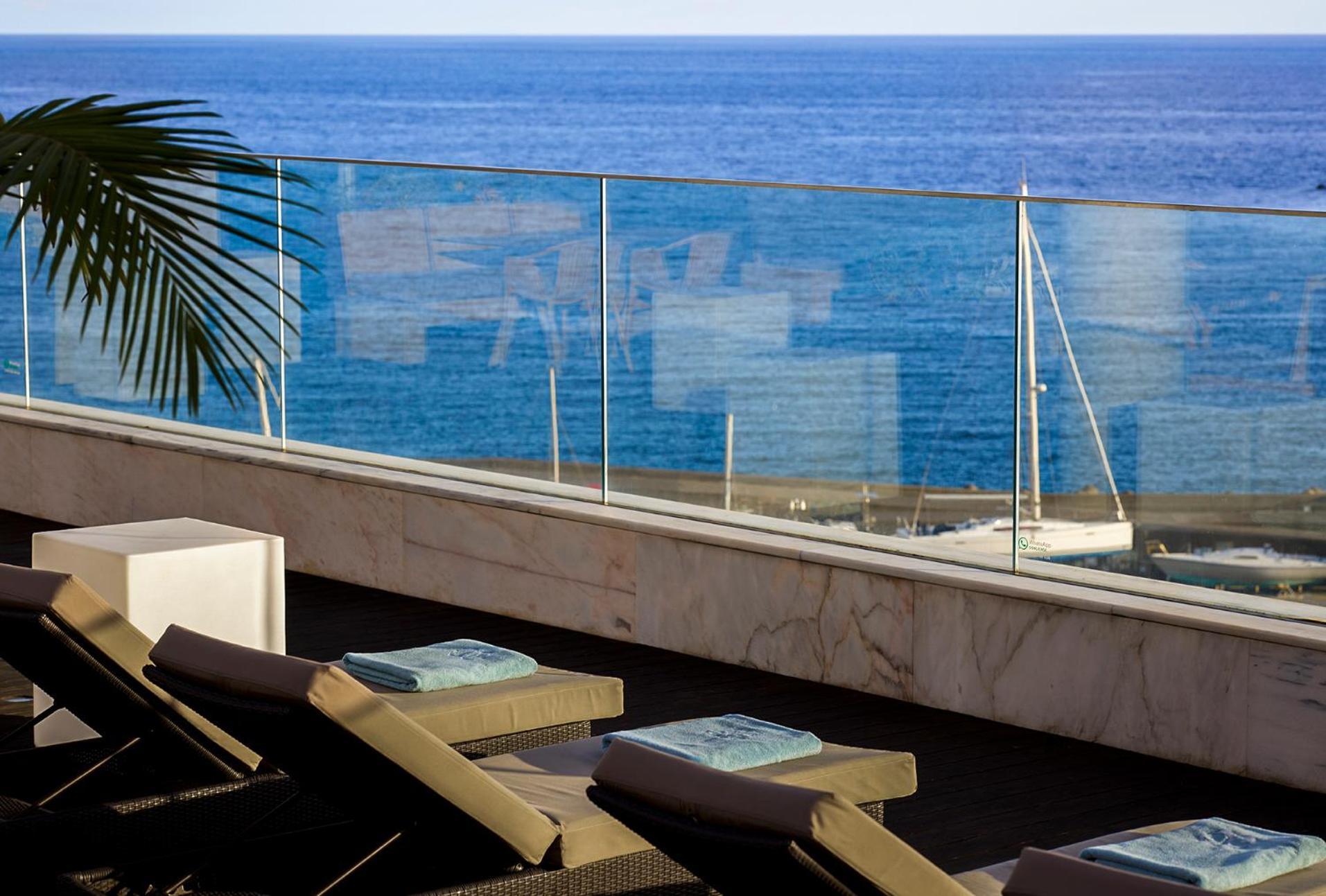 Octant Ponta Delgada Hotel Ngoại thất bức ảnh View from the rooftop